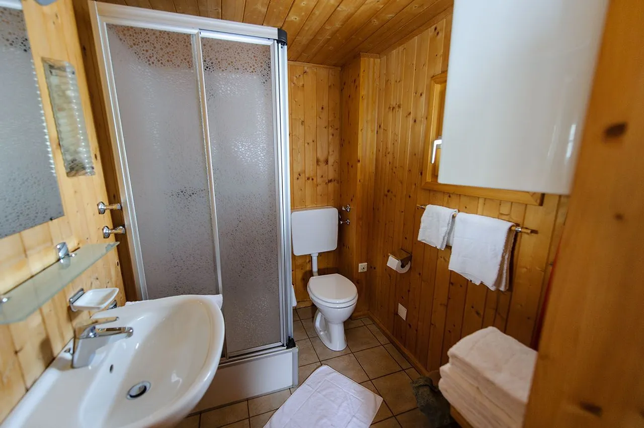 Badezimmer Ferienhaus Alpenland